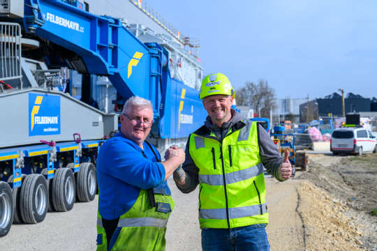 Trafotransport zum Umspannwerk Pichling